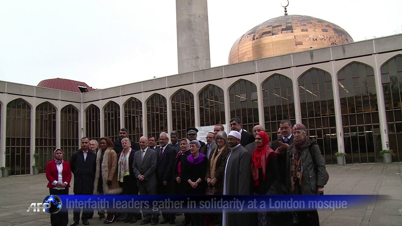 Interfaith leaders gather in solidarity at a London mosque