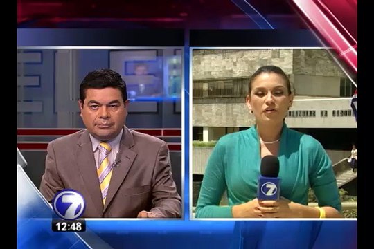 Detienen dos funcionarios por cobrar por pruebas para licencia en Guápiles