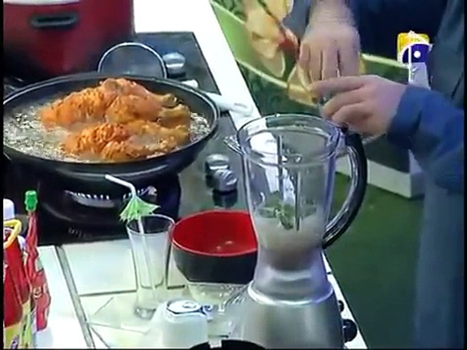 28th Iftari Ishaiya Part 2 in Amaan Ramazan with Aamir Liaquat 1434h 7 8 2013 005