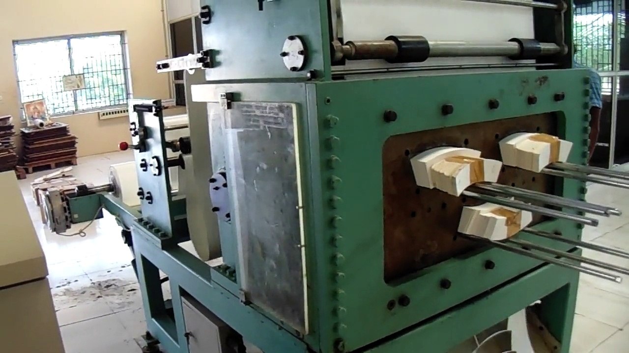 Paper Roll die Punching and Creasing Machine