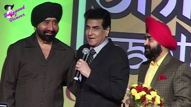 Jitendra & others celebrate 'Lohri Di Raat'