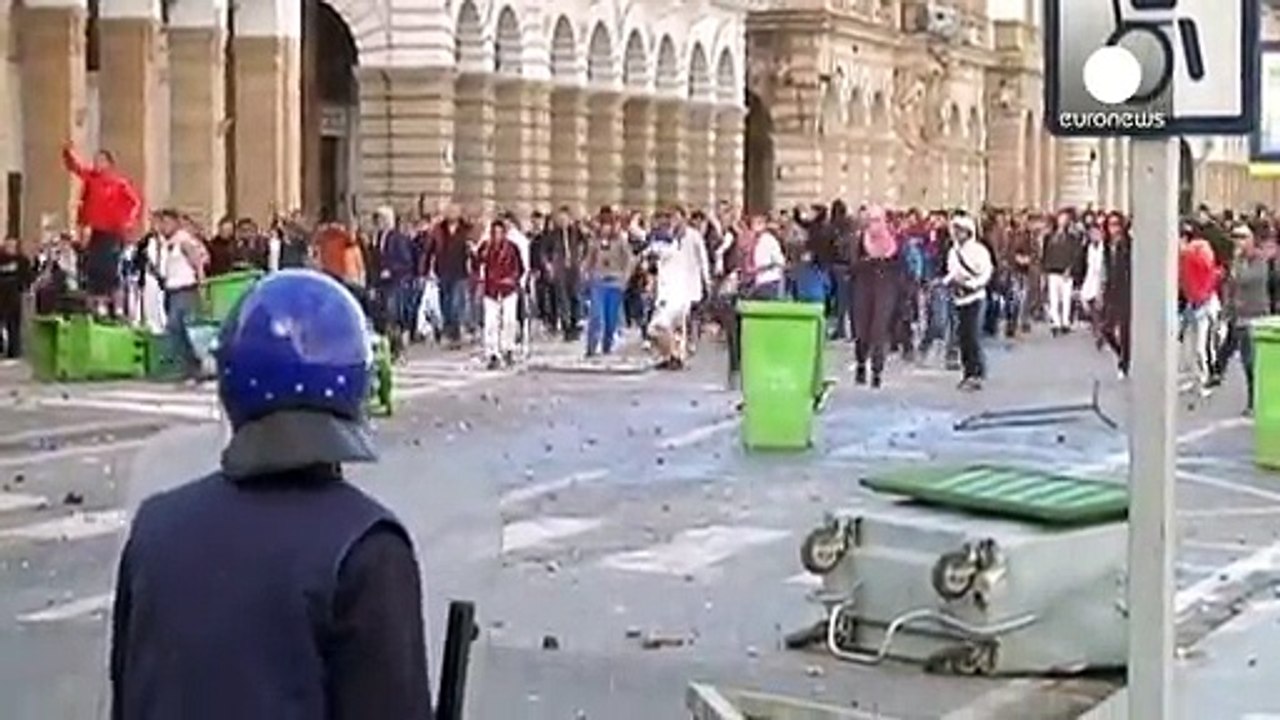 Демонстрации против карикатур на пророка: стычки с полицией и погибшие