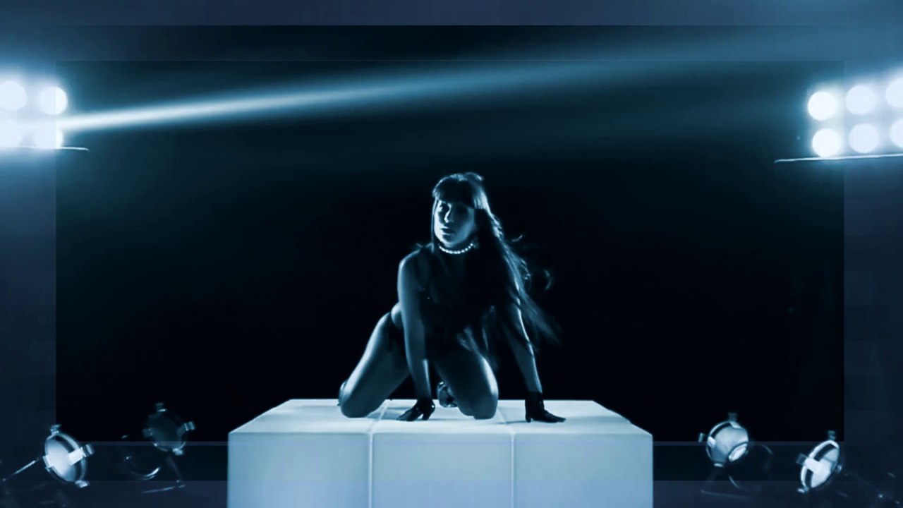 Mash Me Amadeus // Mashup by DJ Schmolli