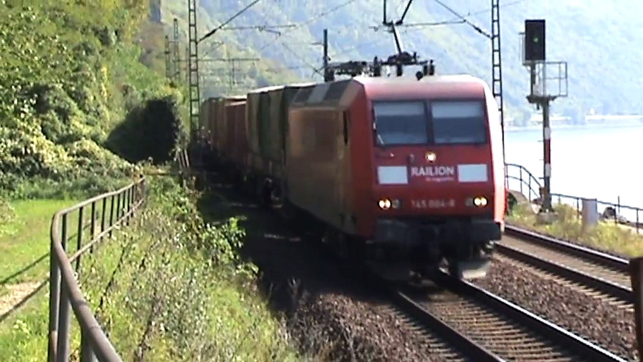 Züge bei Kamp Bornhofen am Rhein, TFG Albatros Express 152, 151, 145, 189, 3x 185, 2x 101, 2x 427, 428