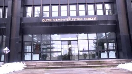 Demir'den Üniversite Adaylarına Başvuru Uyarısı