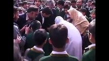 Chairman PTI Imran Khan visits Army Public School. Warm welcome by APS students. (Must Watch).