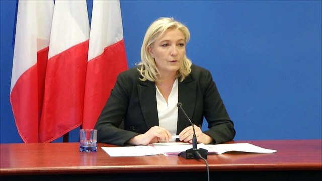 Marine Le Pen: les terroristes ont un profil de racailles radicalisées