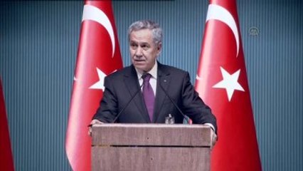 Arınç: "Hukukun, Vicdanın Emrettiği Noktada Oyumu Kullanacağım"
