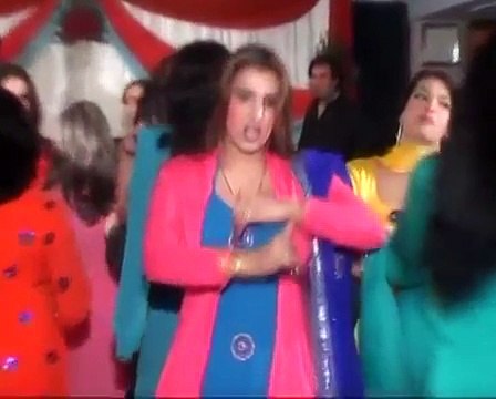 Pakistani Aunty Awesome Hot Dance Video