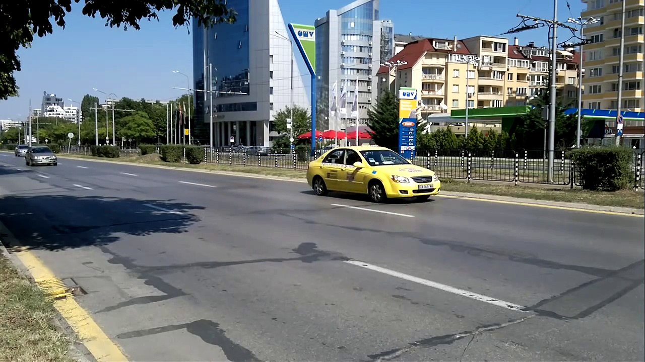 Nokia N8 720p video sample (cont. autofocus disabled)