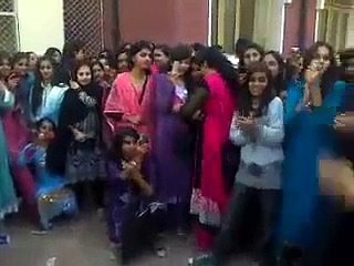 Desi Girls Dance - College Girl Dance  - Video Dailymotion