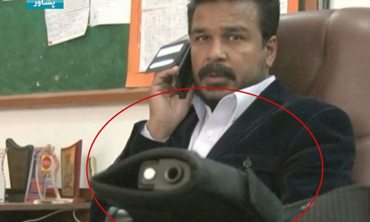 KPK Govt allows teachers, staff to carry arms into schools