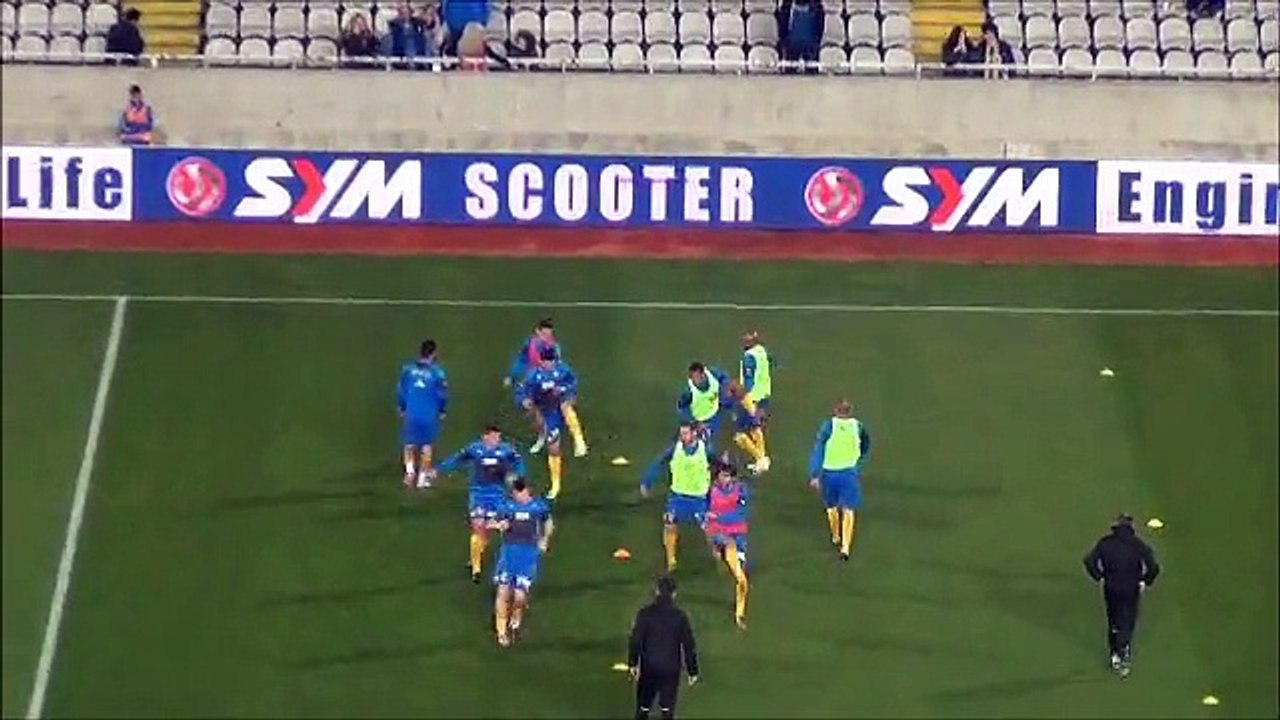 ΑΠΟΕΛ-Οθέλλος-προθέρμανση ΑΠΟΕΛ (1)