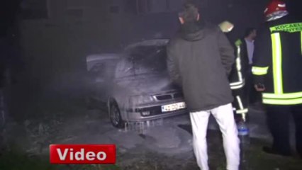 Çalıştırmak İstediği Otomobil Aniden Alev Aldı