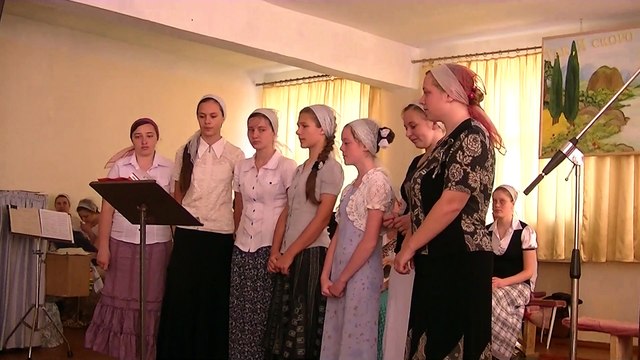 Свежий ветер, пронесись над нами. Сестри. Нова Каховка.