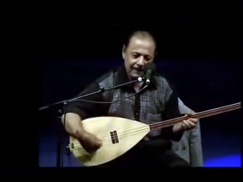 NEŞET ERTAŞ-YOLCU (Bir anadan dünyaya gelen yolcu)