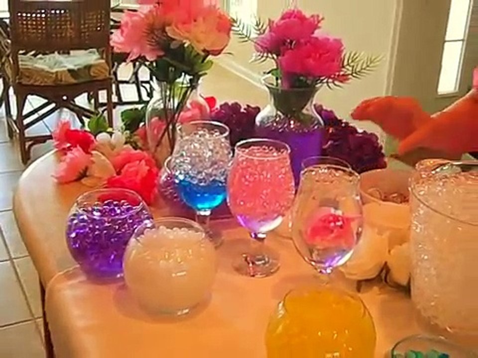DIY Wedding Centerpieces with water beads