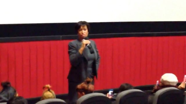 D.C. Mayor Muriel Bowser watches 'Selma' with students
