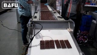 chocolate packaging machine, chocolate wrapping machine, chocolate packing machine