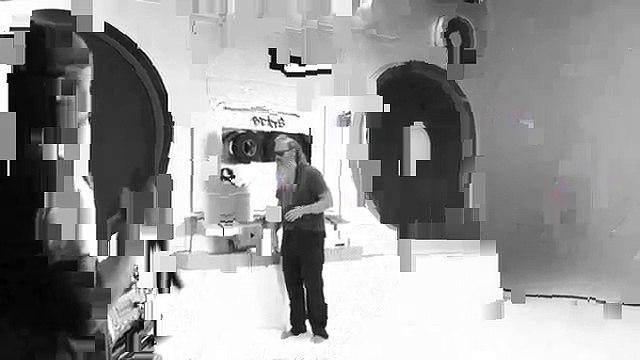 Eminem - Berzerk Explained Behind The Scenes 1