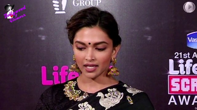 Shahrukh,Priyanka,Alia,Akshay,Shraddha & others celebs at '21st Life Ok Annual Screen Awards' Part 1