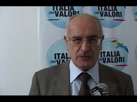Napoli - De Magistris attacca Napolitano, Idv: Sindaco autistico (17.01.15)