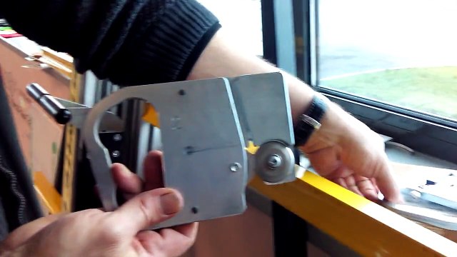 SDAG ADHESIFS - APOLLO CHASSIS DE COUPE - Rainurage V des composites aluminium