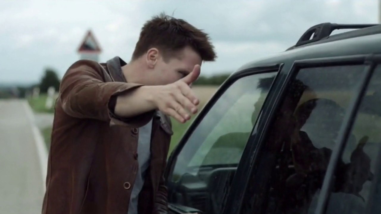 SEZEN AKSU YOL ARKADAŞIM 2015 HD KLİP by MELEKLERerkekOLUR