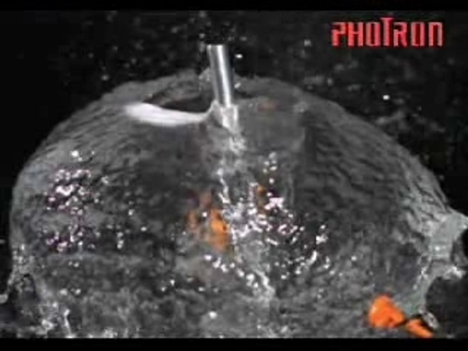 Explosion d'un ballon d'eau