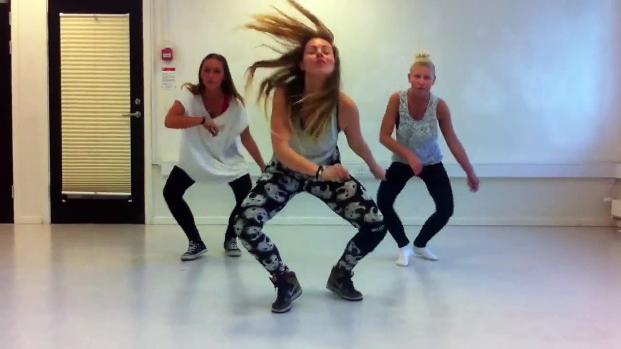 Watch out fi dis - warm up choreo