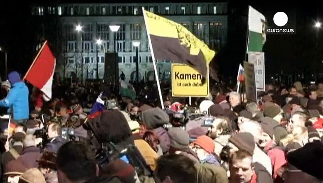 Pegida weekly protest march in Dresden cancelled after attack threat