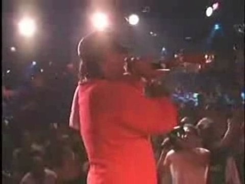Aventura / Don Omar-Ella Y Yo ( Live)