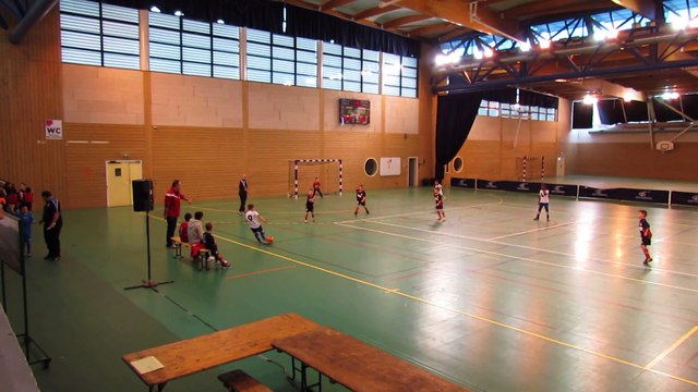 TOURNOI U8-U9 LE CREUSOT arrêt d'axel