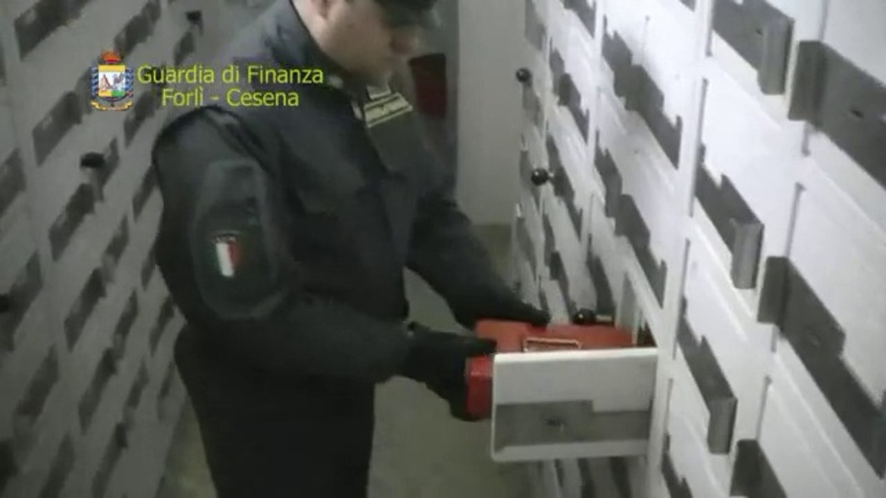 Forlì - odontoiatra evade al fisco oltre due milioni e 800 mila euro