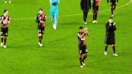18/01/15 : SRFC-ASSE : les joueurs saluent le kop