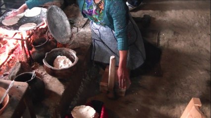 Fabrication traditionnel des tortillas mexicaine