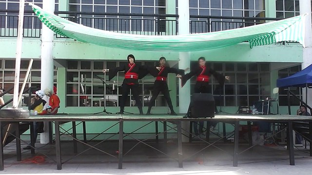 (Doki Doki Boys) BABYMETAL Doki doki Morning en Expo Japón: Pop Edition 2014