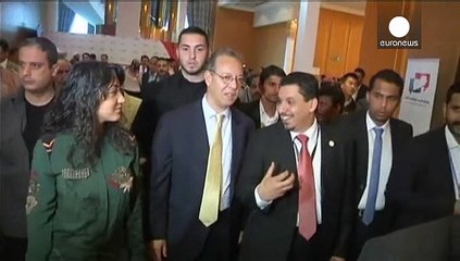 Fierce clashes near presidential palace in Yemen