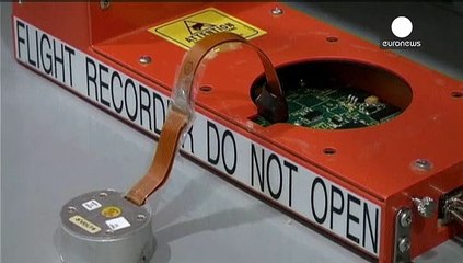 Investigadores afastam hipótese de ataque terrorista na queda do avião da AirAsia