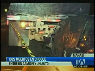 Dos personas mueren en un accidente de tránsito en la vía Jipijapa-Sancán