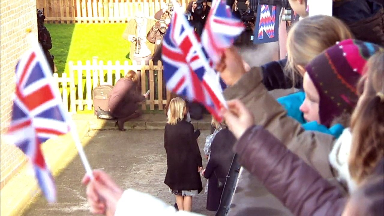 Boy's stagefright meeting Duchess Kate