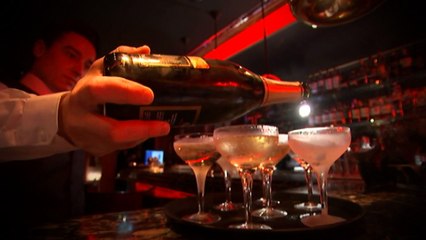 Richest 1 per cent to 'own half the world's wealth by 2016'