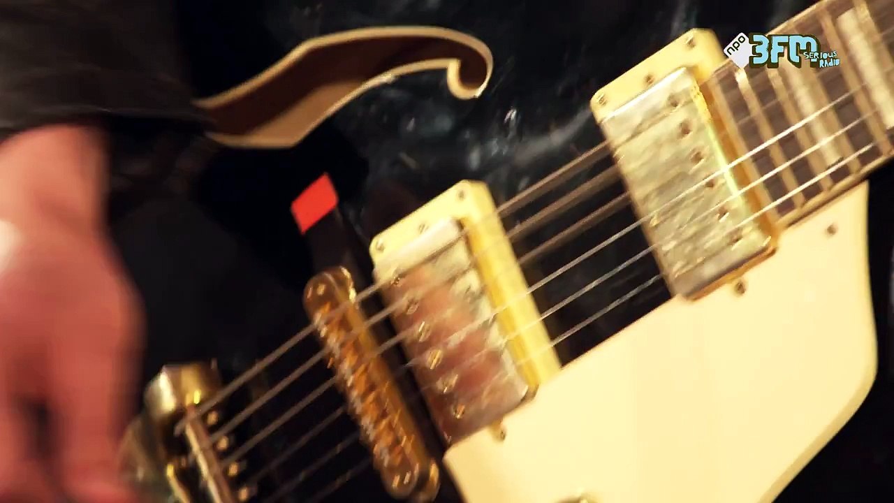 Dolomite Minor - 'Talk Like An Aztec' live @ Eurosonic Noorderslag 2015
