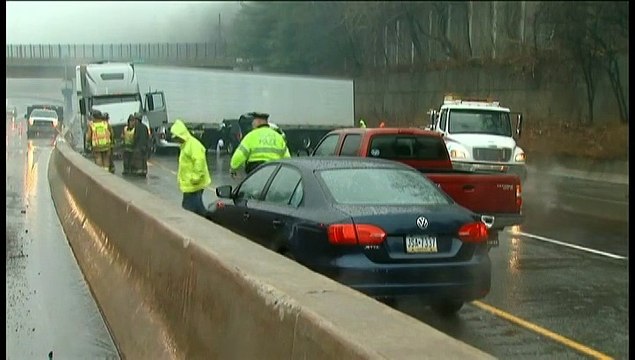 Le verglas cause de multiples accidents sur les routes américaines