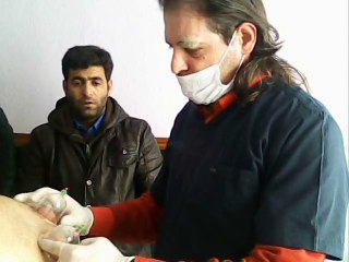 İRANLI DOKTOR  YAHYA TAHERİ AĞRI'DA ŞİFA DAĞITIYOR 3