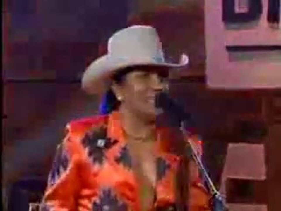 BRONCO "SERGIO EL BAILADOR" {Miros Mar} ¸.•*¨*• ♪♫