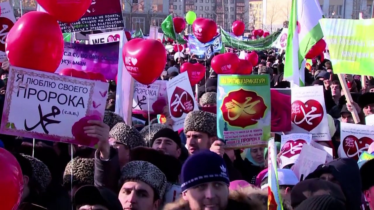 Massenprotest gegen 'Charlie Hebdo' in Tschetschenien