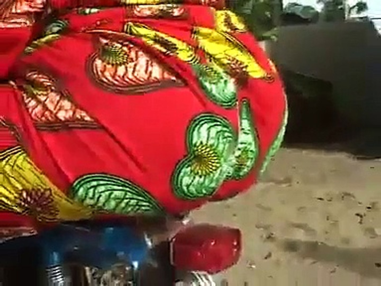 African big bang lady