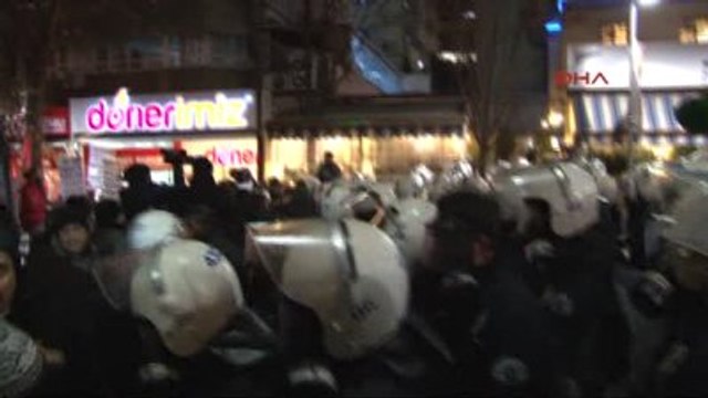 Hrant Dink'in İçin Adalet Bakanlığı'na Yürümek İsteyen Gruba Polis Müdahalesi