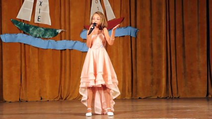 Elena Beatrice Hasna - Norocul meu e mama mea